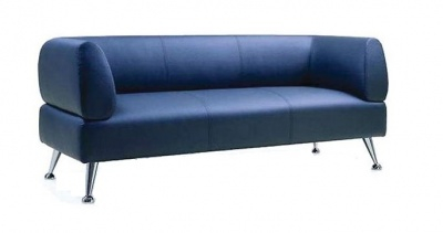 Диван трехместный